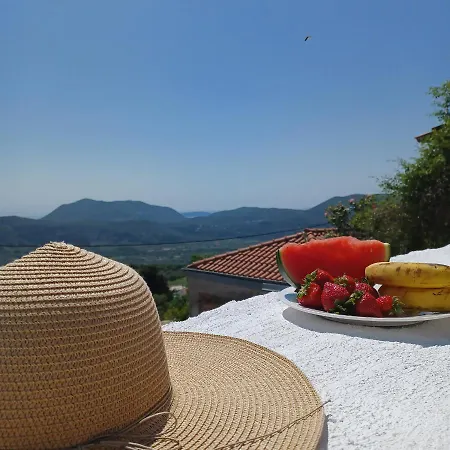 Eirinis - σπίτι της ειρήνης Дом отдыха Agios Petros (Lefkada)